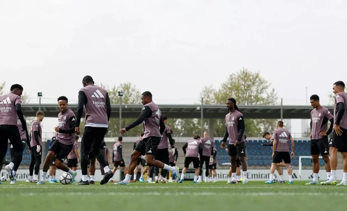 Rodrygo y Courtois, únicas bajas en la vuelta al trabajo en Valdebebas