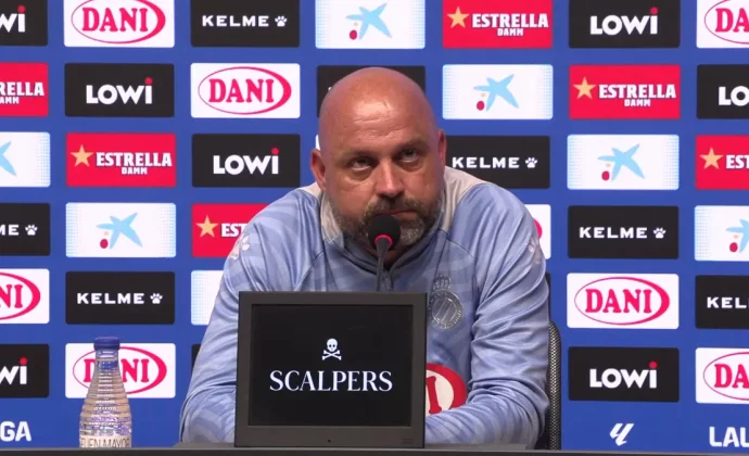 Manolo habla de Pickel, Riedel, sus sustitutos, el derbi y sus decisiones para confeccionar los onces