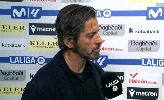 Quique SF explicó la suplencia de Boyé y la titularidad de Diabaté en Anoeta