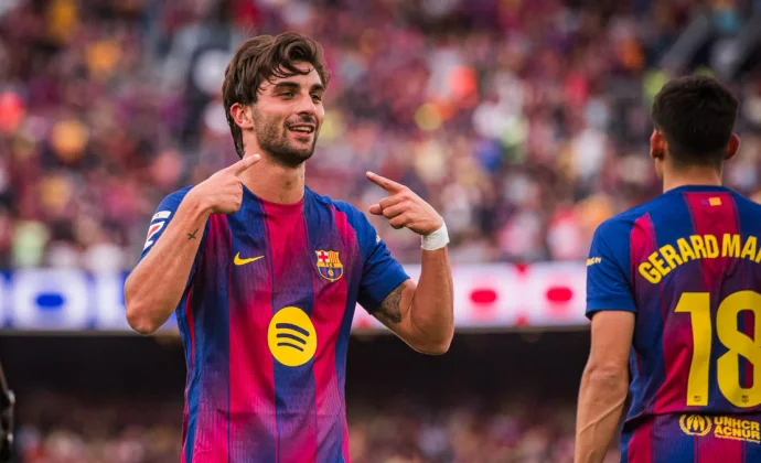 El Espanyol engalana Canaletas para el Barça