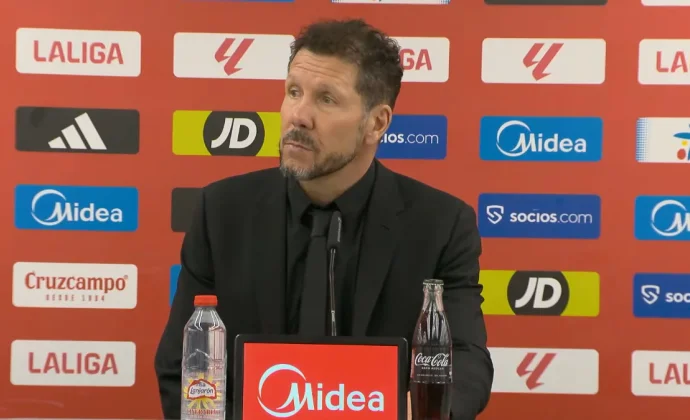 Simeone, sobre la derrota, Boñar y el once con los canteranos