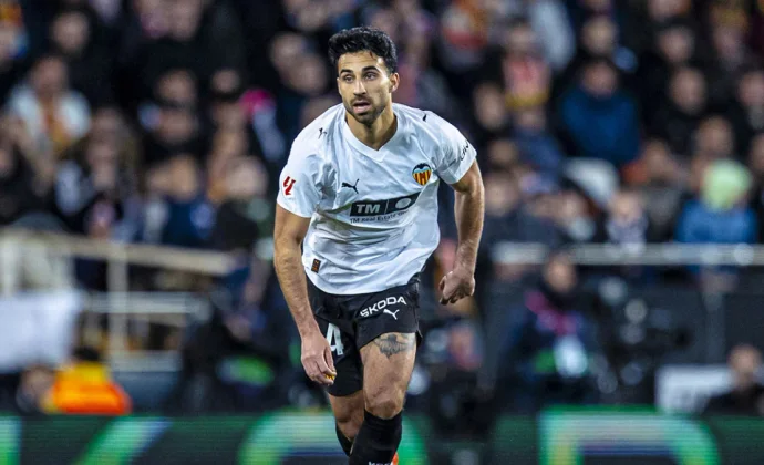 Parte médico oficial de Eray Cömert sin tiempo fijado de baja