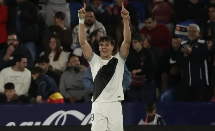 El Levante echa gasolina a las llamas del infierno