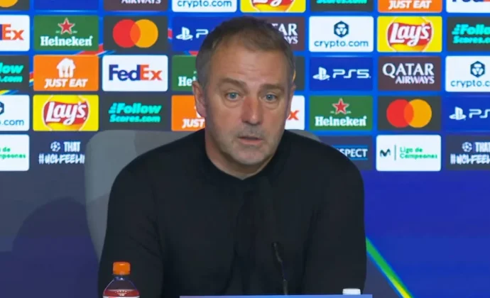 Flick analiza la eliminación y se centra en ganar la Liga cuanto antes