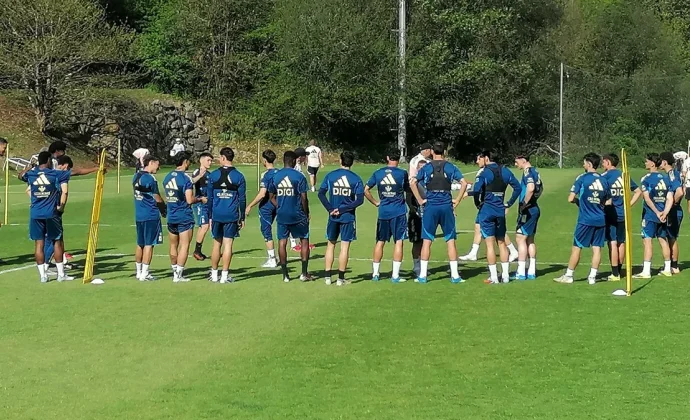 Bailly se ejercita al margen. Ilic, Dendoncker y Forés, en la enfermería