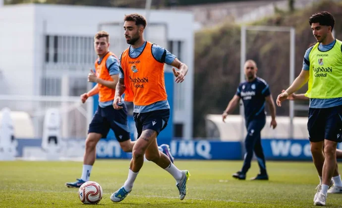 Yangel Herrera y Gorrotxategi avanzan con el grupo, pero Zakharyan sigue enfermo