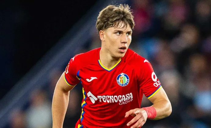 Davinchi reaparece en el horizonte azulón