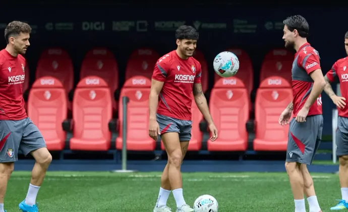 Juan Cruz se ejercita con aparente normalidad en El Sadar