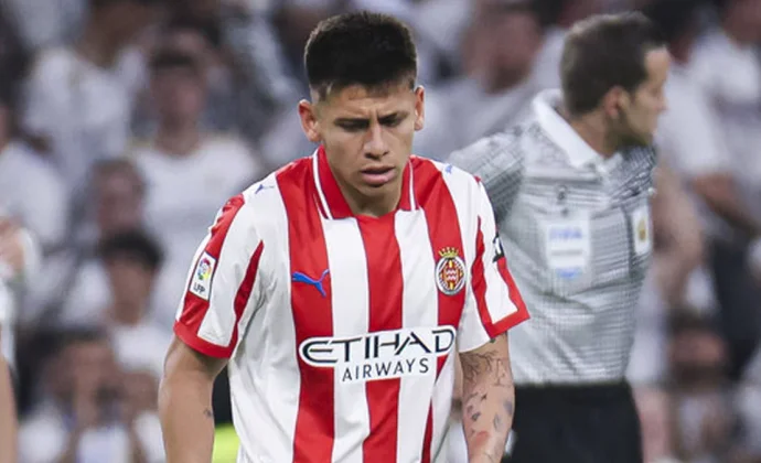 La prensa de Girona da por hecho que Echeverri seguirá en el once titular