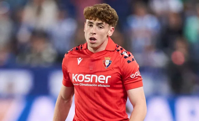 El Barcelona sigue monitorizando a Víctor Muñoz, consciente de la dificultad