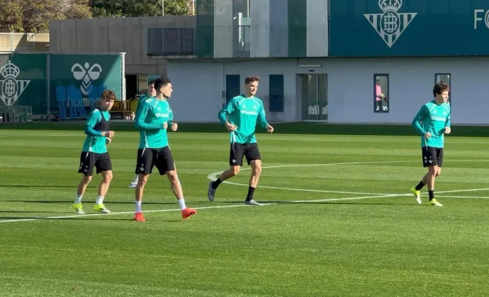 Ortiz vuelve al grupo sin el alta y Junior es el único al margen