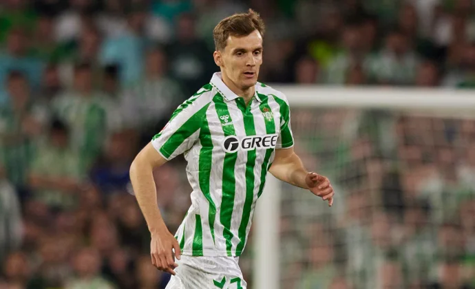 Diego Llorente, baja de última hora por un esguince de tobillo