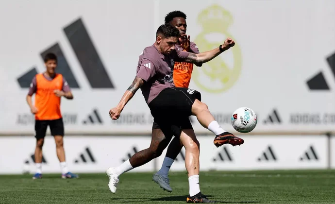 Asencio, Courtois y Rodrygo, únicas bajas este lunes en Valdebebas