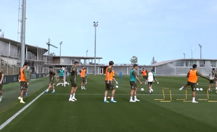 Starfelt y Miguel Román, únicas bajas en la sesión del lunes