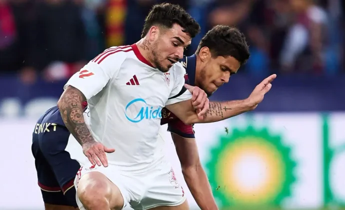 El acta no refleja amarilla a Isaac Romero, que podrá jugar contra Osasuna