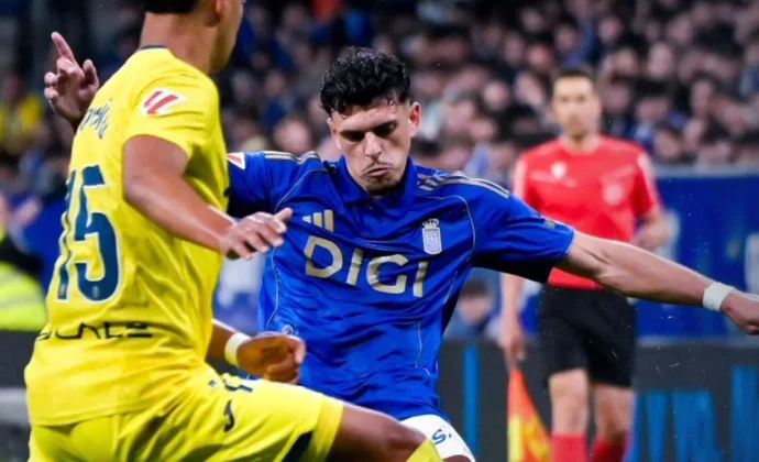 La fatiga muscular amenaza a Javi López con una rotación el domingo