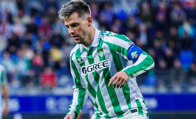 La prensa de Sevilla, a vueltas con la titularidad de Lo Celso y la posición de Fornals