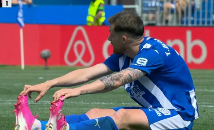 Toni Martínez pidió el cambio, pero solo tenía calambres