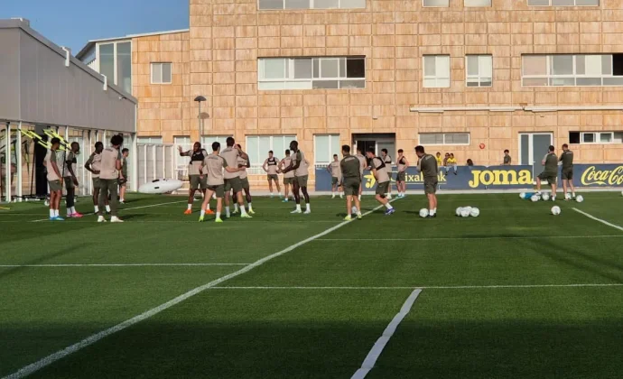 Mouriño y Buchanan, bajas antes de recibir al Celta