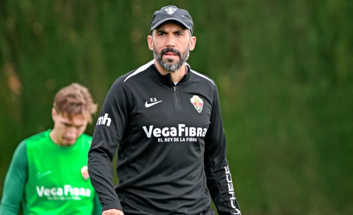 El Elche retoma los entrenamientos con la baja de Adam Boayar