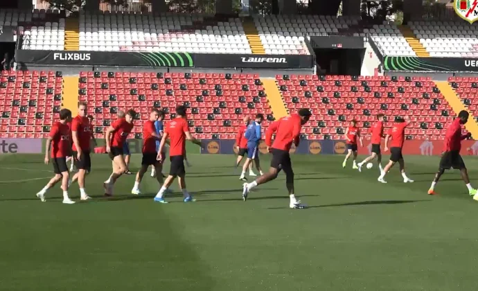 Batalla se ejercita con normalidad en una sesión con tres bajas