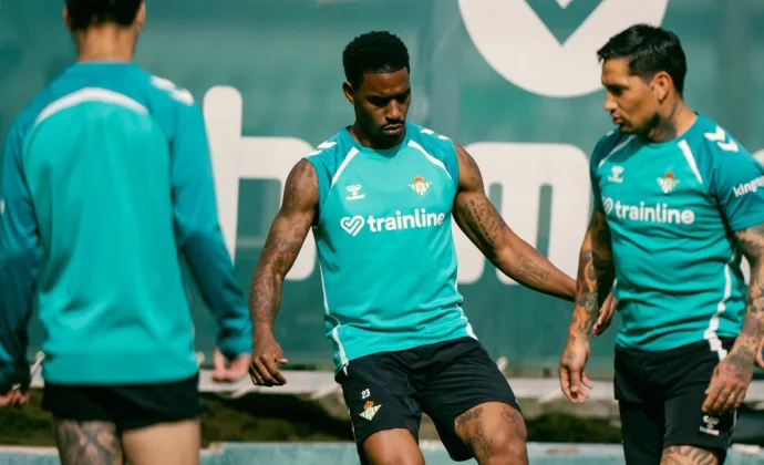 Junior repite con el grupo. Bartra y Ortiz, únicas bajas