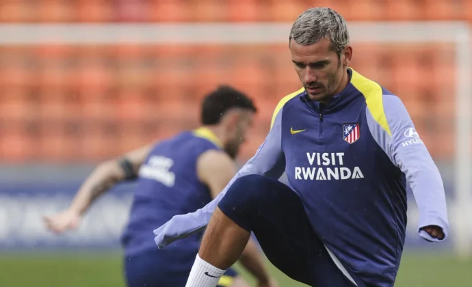 Marca apuesta por Griezmann para completar el once y no descarta a Giménez