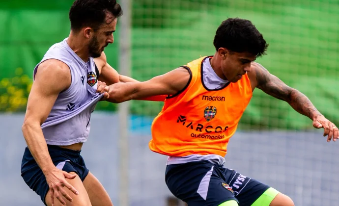 El Levante retoma los entrenamientos con cuatro bajas