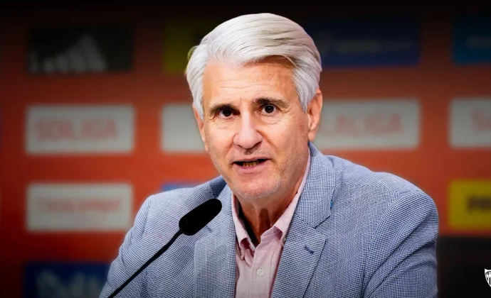El Sevilla anuncia la marcha de Antonio Cordón como director deportivo