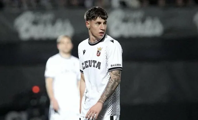 El Ceuta pone fin a la cesión de Marc Domènech, que regresa al Mallorca lesionado