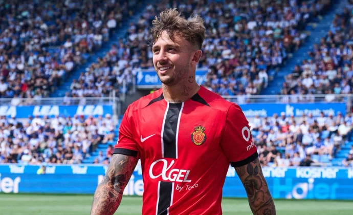 Olympiacos cierra el fichaje de Pablo Maffeo