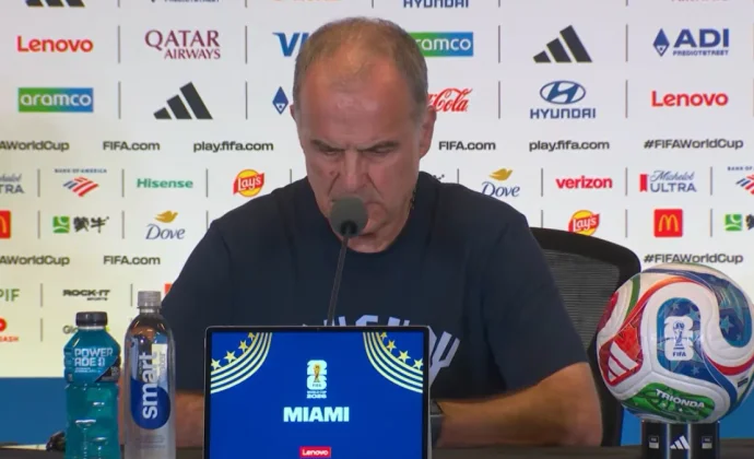 Bielsa, sobre la preparación de Uruguay, Giménez, De Arrascaeta, Araujo y Valverde