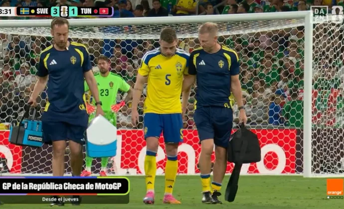 Gudmundsson tuvo que ser sustituido por fatiga muscular