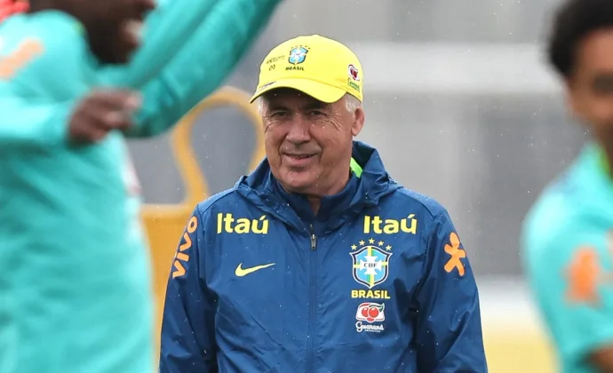 Ancelotti duda entre Danilo Santos y Martinelli para sustituir a Paquetá en la mediapunta