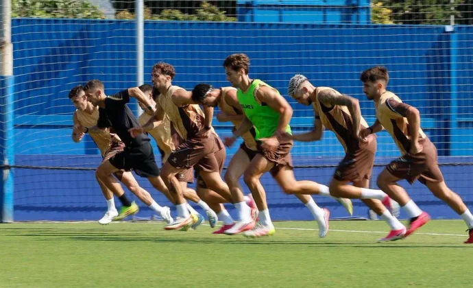 El Espanyol cierra la primera semana de trabajo con la única baja de Puado