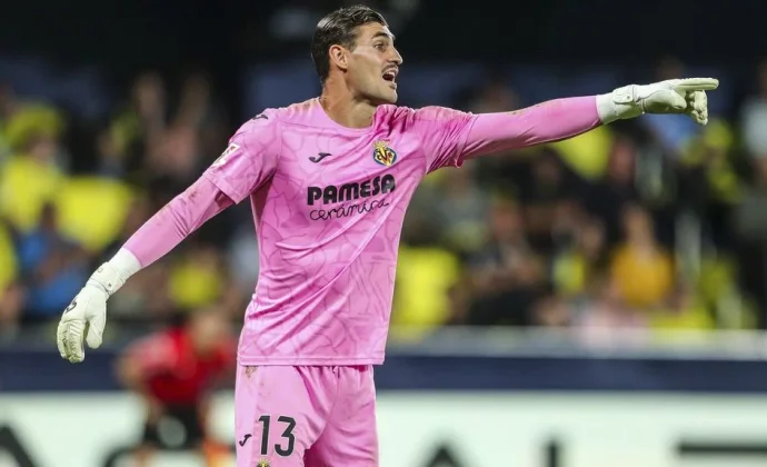 El Betis inicia negociaciones con el Villarreal por Diego Conde