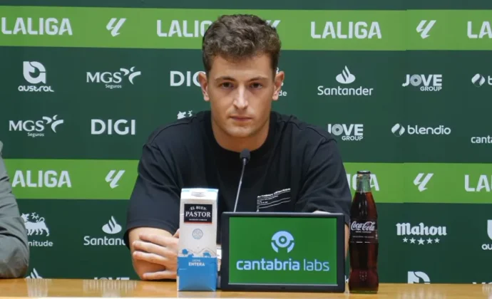 Agirrezabala reconoce llegar con poco margen, pero se ofrece para estar disponible
