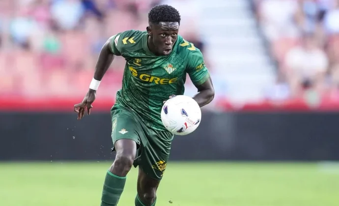 El Betis rechaza la petición de cesión del Rayo por Gnangoro Bouaré
