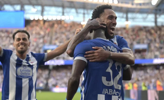 Bil Nsongo, el escudero que despeja el camino a Aubameyang