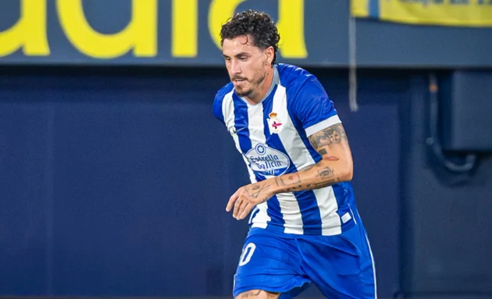 Giménez ya lidera la zaga deportivista