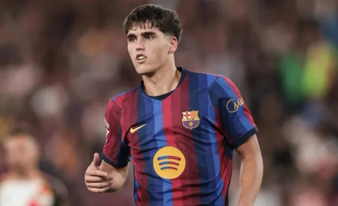 Flick confirma la titularidad de Cubarsí en Sevilla