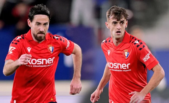 Aimar Oroz y Moi Gómez aceleran para reconstruir el ataque