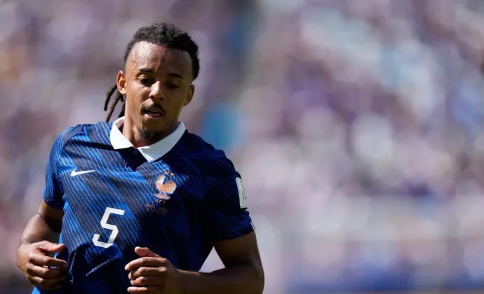 Koundé pierde galones también con Zidane