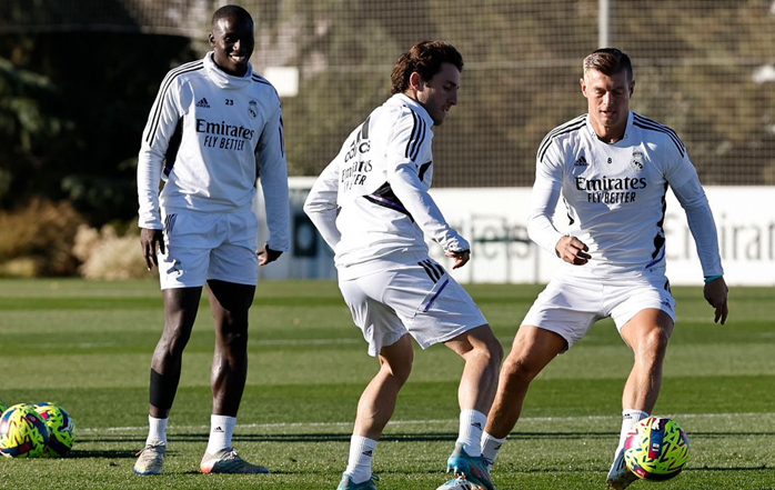 El Real Madrid regresa a los entrenamientos Benzema ni internacionales FútbolFantasy