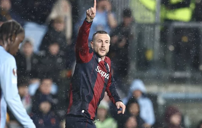 El Bologna remonta el partido