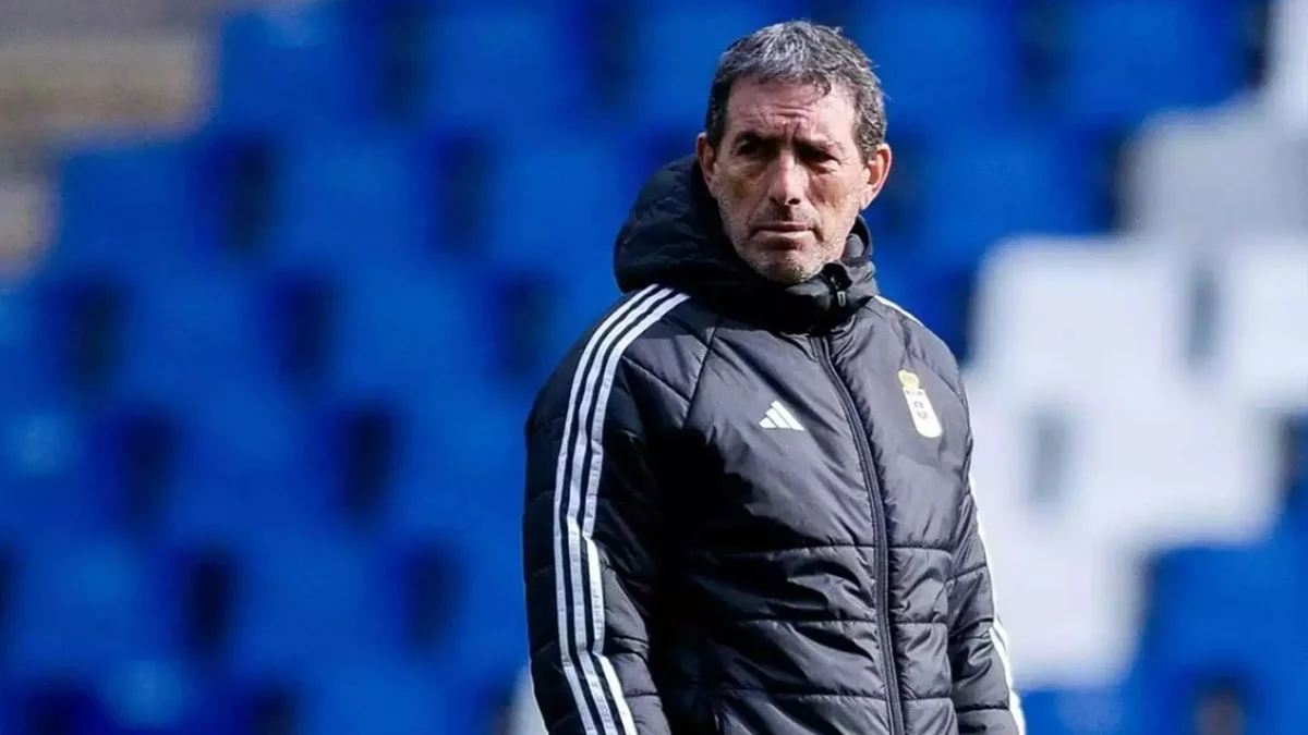 Almada ensaya su once en un partidillo en el estadio