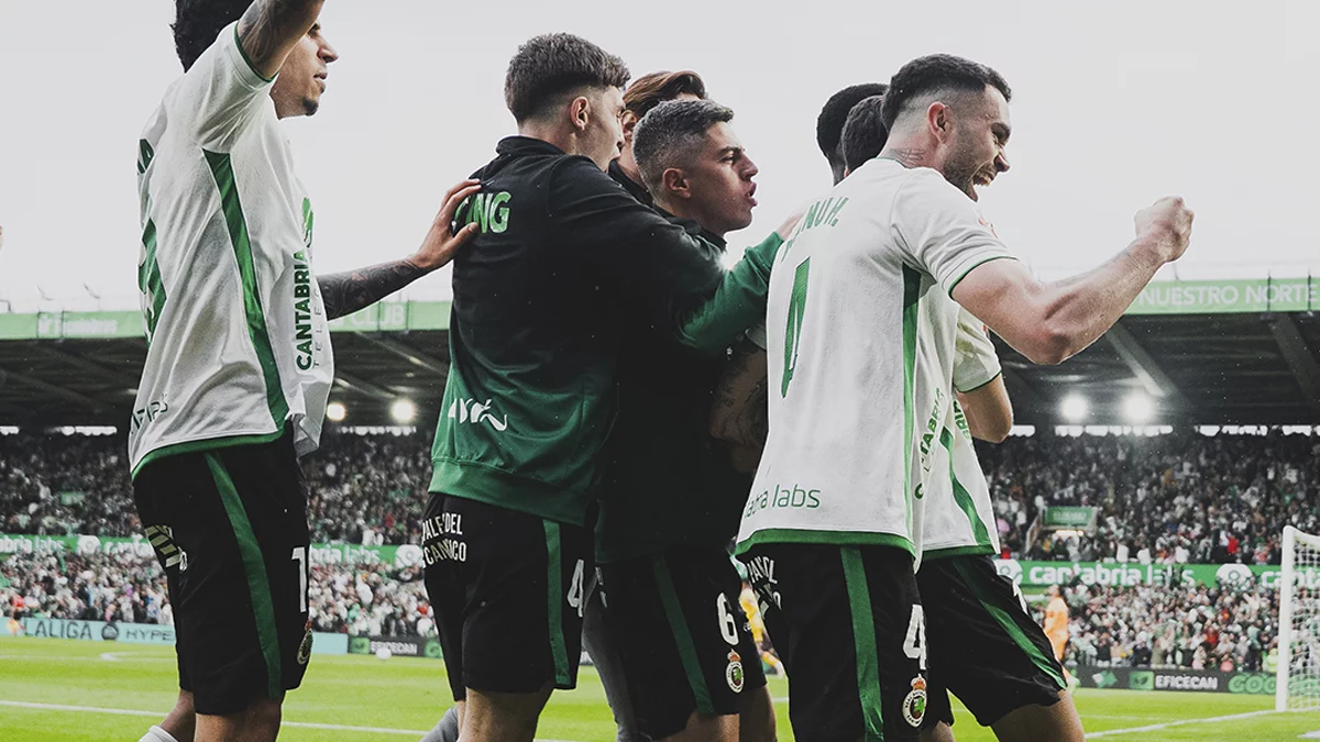 ¡El Racing de Santander sube a Primera División!