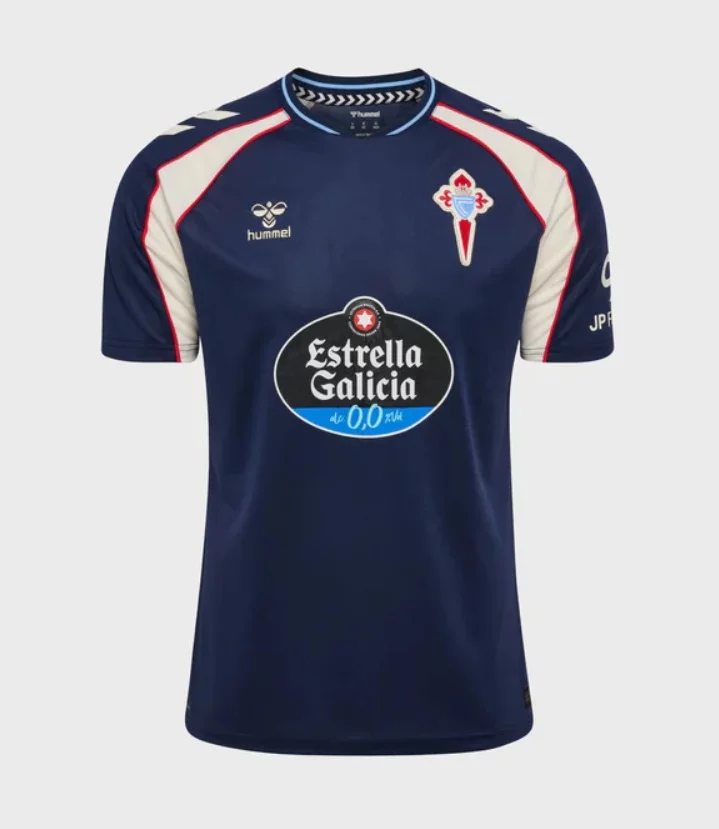 El Celta presenta sus equipaciones para la temporada 2026/27 ...